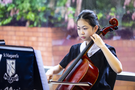 St Margaret's cellist_Tram Nguyen